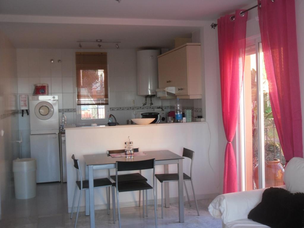 מנילבה 2035-Lovely 1 Bedrooms Sea View Apartment מראה חיצוני תמונה